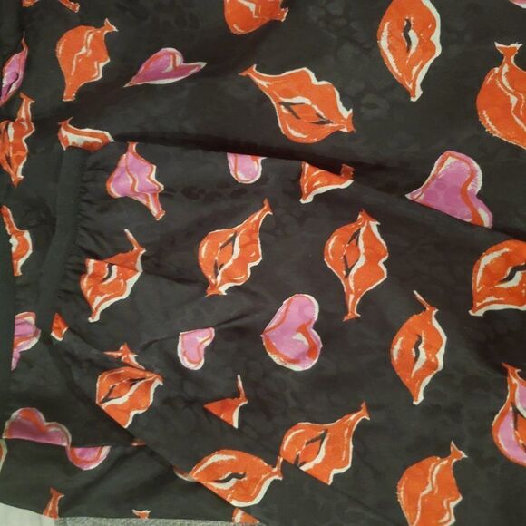 Moncler Lips And Heart Print Woman's Jacket Size 3 US M/L - Picture 7 of 13
